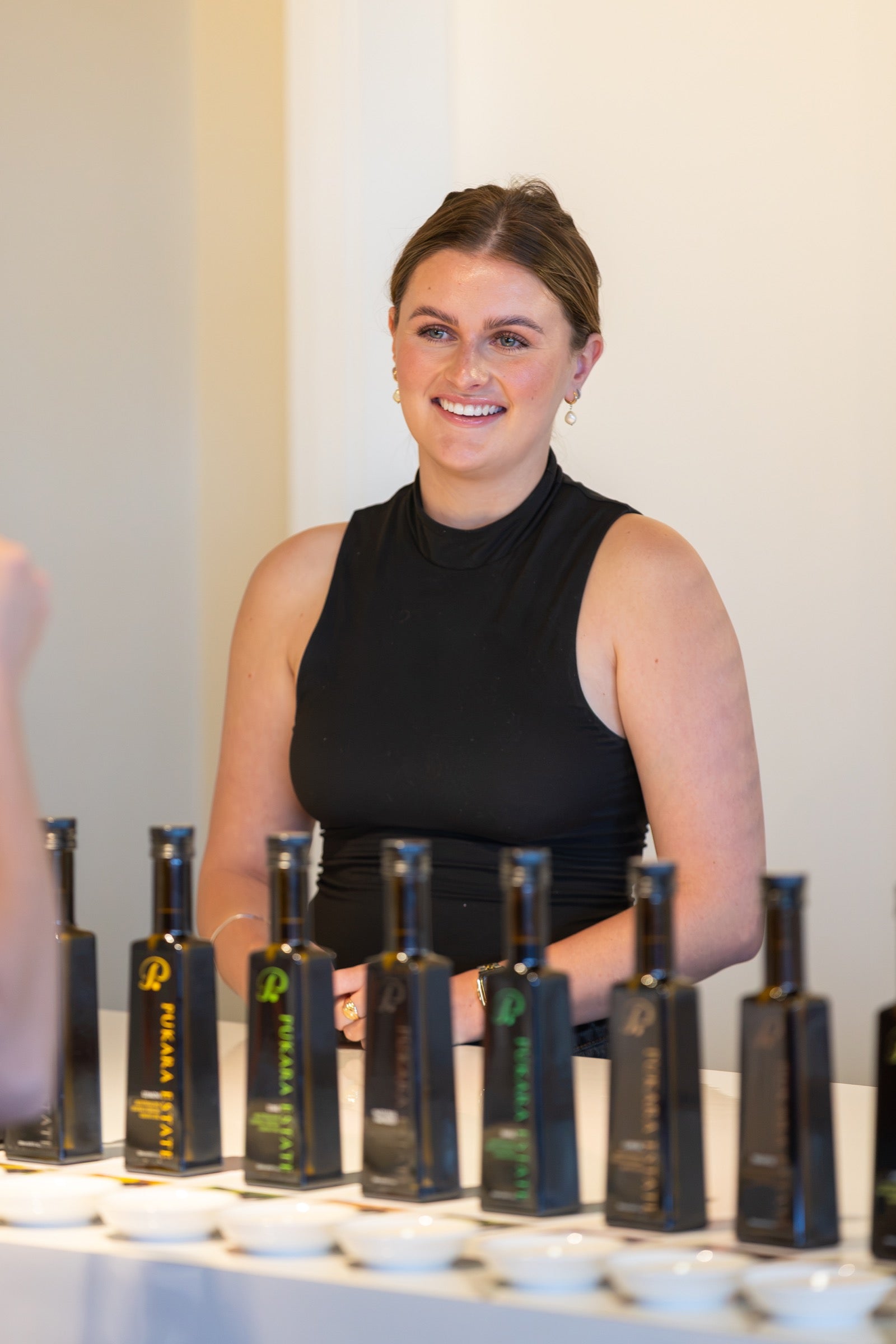 Pukara Estate team member guiding a tasting